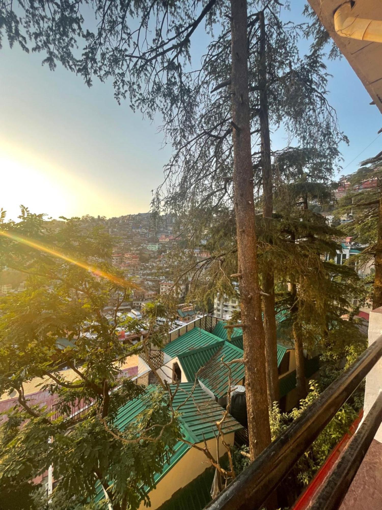 Hotel Willow Banks - Boutique 4 Star Hotel On The Mall Road Shimla Exterior photo